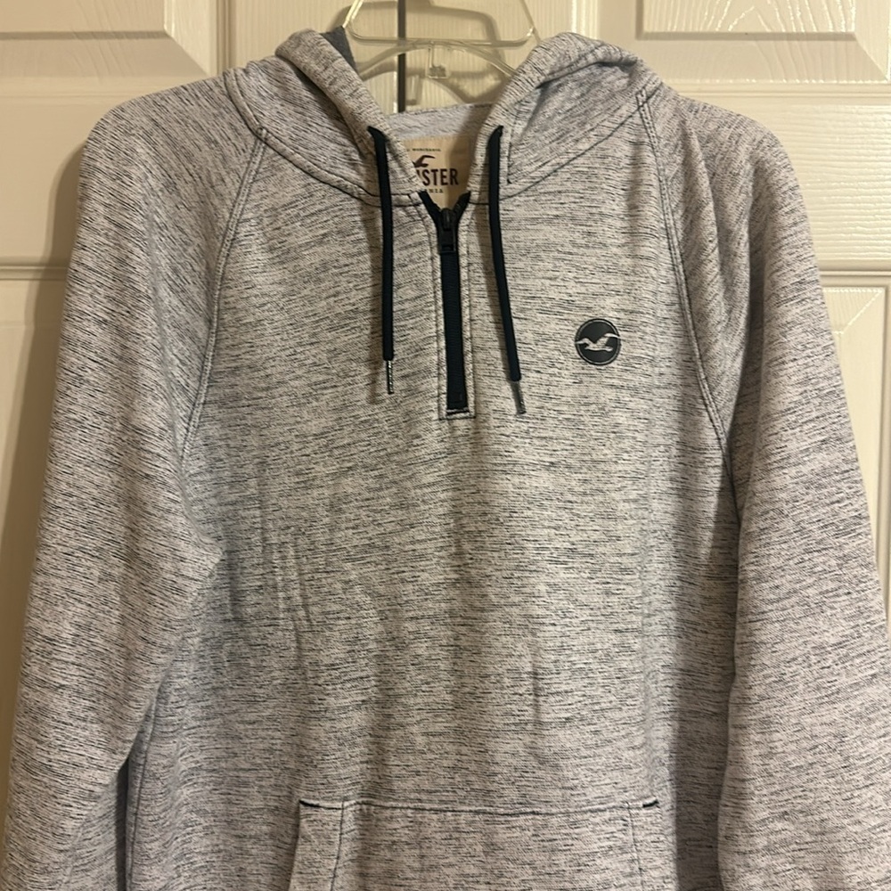 Men’s Hollister‎ light grey hooded zip sweatshirt size medium - Picture 2 of 6
